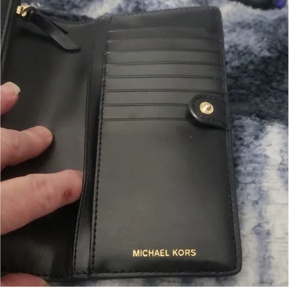 Women's Michael Kors Jet Set Charm Small Top-Handle Phone Black Cross-body Bag